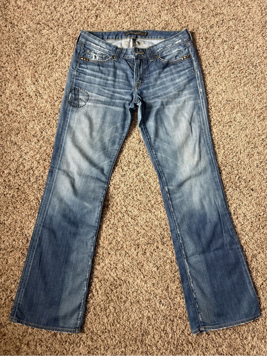 Lucky Brand Denim - Lucky Brand Women's Light Blue Flared Jeans with Embellished Patch